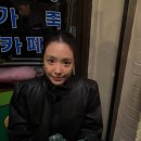 배우 손나은, 총 대신 핫팩 품고 사투…'김부장' 촬영장 추억 대방출 이미지