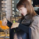 수엔미용실 | 쥬얼리 이지현 미용실 오픈, 예약 폭주… 하지만 엇갈린 반응?