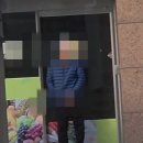 버스정류장 옆 이미지