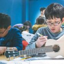 반려악기 우쿠렐레 이미지