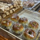 (주)아침정보기술 | 금천동 빵집 맛집 좋은아침 금천점 크로와상 초코범벅 소보로빵 메뉴후기