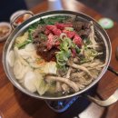 유쾌한접시 - 강남구 압구정로2길 60 | [신논현 유쾌한접시] 한우암소 채끝등심으로 만든 인생 육회와 한우꽃살전골! 신논현 육회