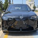 제트라인모터스 | iX xDrive 60 M Spt Pro LCI_P3 / 블랙 사파이어-스위트 카스타니아 출고 후기 (BMW 수원 오토월드 조수영)