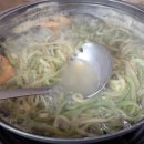 바지락듬뿍칼국수 이미지
