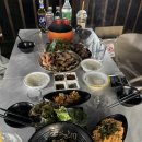 연꽃호수펜션 | 가평 펜션 추천 연꽃호수 펜션, 애견동반 가능/객실/바베큐/노래방/서비스/금액 정보 포함
