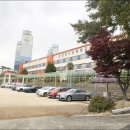 이수초등학교도서관 이미지