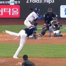 [야구] 어제자 볼 판정 항의에 바로 퇴장 주는 KBO 송수근 심판 이미지