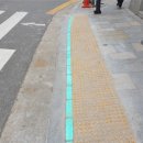 신호대기 횡단보도 이미지