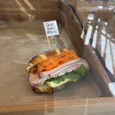 행복한빵세상 | 순천 신상 카페 소금빵 강력 추천하는 오니크 베이크하우스 내돈내산 후기