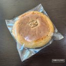 을지트윈타워 | 을지 트윈타워 빵집 ‘을지점빵’ 소시지치즈빵·통밀크림치즈빵 후기- 치즈 듬뿍 들어간 두툼한 빵