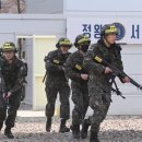 총 든 군인이 서울 활보” 112 신고… 알고 보니 밥 먹던 예비군 이미지