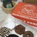 애월에담다 | [애월카페] 내돈내산 랜디스도넛 애월점 50% 마감 세일 방문후기 | 도넛추천, 위치