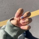 오늘도네일도예쁘지영