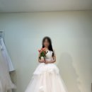볼래로 문화거리 | WEDDING EP.8) 웨딩 촬영 드레스 피팅 후기 - 메이크업 유유/드레스 유유