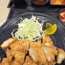 본찌야 | [수원 성대] 🍗 단돈 9,000원에 층층이 가득 나오는 치킨까스, 우동정식 후기! 수원 성대 본찌돈까스!