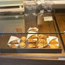 [대구 칠곡 대형카페] 모던한 통창뷰 인테리어의 타르트 맛집 '카페 빌리어네어'