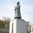 송상현공 동상 이미지