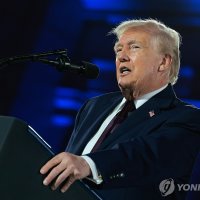 트럼프 "핵무기 가진 이란은 암…우리가 제거했다"