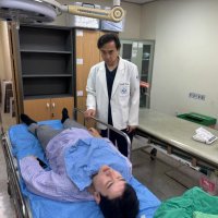아빠 병원서 '뇌진탕' 허위 진단?… 정이한 전 후보 '음료테러 자작극' 의료법 위반 번지나