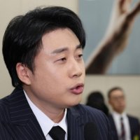 은현장 “김세의 감옥서 빵도 못 사먹게 만들겠다”…계좌 이어 ‘영치금 가압류’ 신청