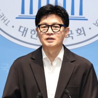 한동훈 “혼자 200명과 싸우는 중…‘친장동혁’ 방해 말고 북이나 치라”