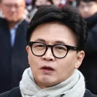 한동훈 “윤어게인 고성국 입당 환영하면서 계엄 극복? 허상”