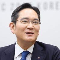 [속보] 삼성 이재용 “새 반도체 단지 후보지는 광주…데이터센터·로봇은 구미”