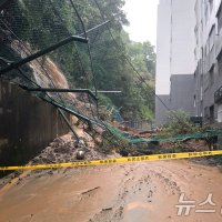 韓총리, 남부지방 집중호우 긴급 지시…"고립 주민 대피 등 구조 전력"