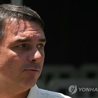 "브라질 대선 패배 보우소나루, 여권 제출 명령 어기고 미국행"