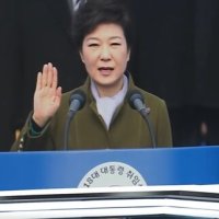 박근혜 등판에 JTBC 앵커 "망각 원해도 국민배반 파면·중형 … 팩트 안 달라져"