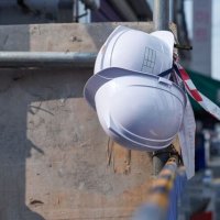 중동발 ‘나프타 쇼크’ 건설현장 비상… 공사비 갈등 도미노 우려