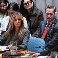 美 멜라니아, 영부인 역대 최초로 유엔 안보리 회의 주재