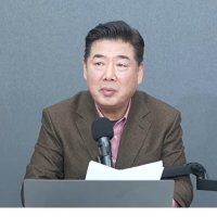 친한계 ‘맞불 징계’…“전두환·윤석열 사진 당사에 걸라” 고성국 겨냥
