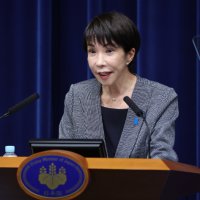 다카이치 "中과 소통 중요, 대화 열려 있어"