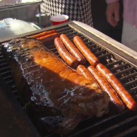 "전쟁에 역대 최고가 찍은 쇠고기 대신 닭 선택"...시험대 오른 미국 경제