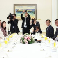 종교계 "통일교·신천지 폐해 심각"…이 대통령 "너무 오래 방치"