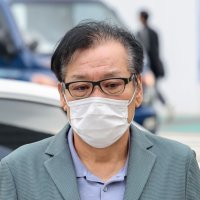 [속보]'통일교 청탁' 건진법사 전성배 1심 징역 6년 선고