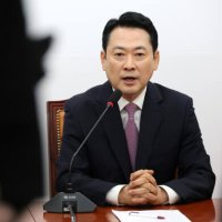 조갑제 “장동혁 세력 제거 못하면 투표로 해산시켜야”