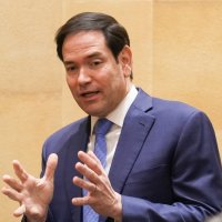 "용감한 국민 지지" 트럼프 이어 美국무도 이란 시위 주시