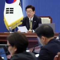 이재명 대통령, IMF 인용 "국가부채 평균 절반 수준… 긴축 노래 그만"