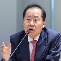 한동훈 잇단 녹취록 공개에 홍준표 “서초동 편집국장…저열하고 야비”