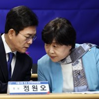 민주당 “감사의 정원 돌기둥 통일교 관련 업체가 만들어”…오세훈 “시공 실적 풍부”