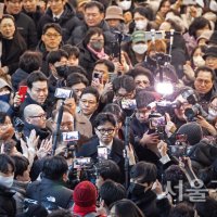 원외당협 ‘韓 제명’ 강력 반발...“장동혁 사퇴하라”