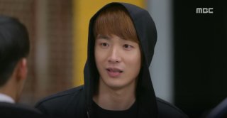 푸른거탑 이용주 배우