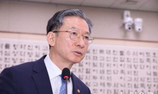 정성호 법무부 장관 프로필 관련 이미지