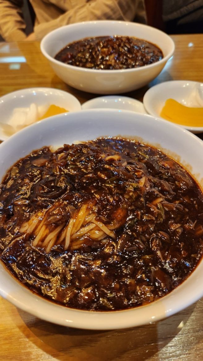 1925년부터 시작된 오랜 역사 노포 중식당 《진아춘》, 종로구 혜화동