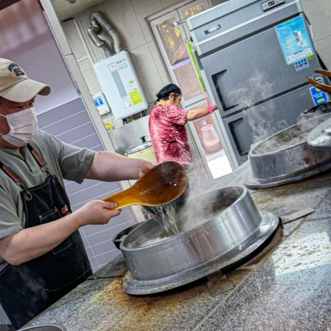 [군산 맛집] 일흥옥 Since 1945 | 군산식 콩나물국밥 원조 | 아침해장 아침식사 해장국