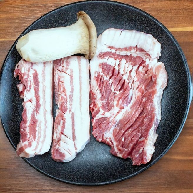 성산한우맛집 찾다 들른 삼수정식당, 한우 낙엽살과 등심 굽는 결이 달라서 기대 이상이었어요