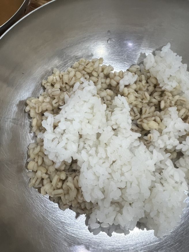 [청주편] 육거리 시장 탐방, 하지만 사진은 없는.. (신송보리밥, 육거리소문난만두, 겸하당)