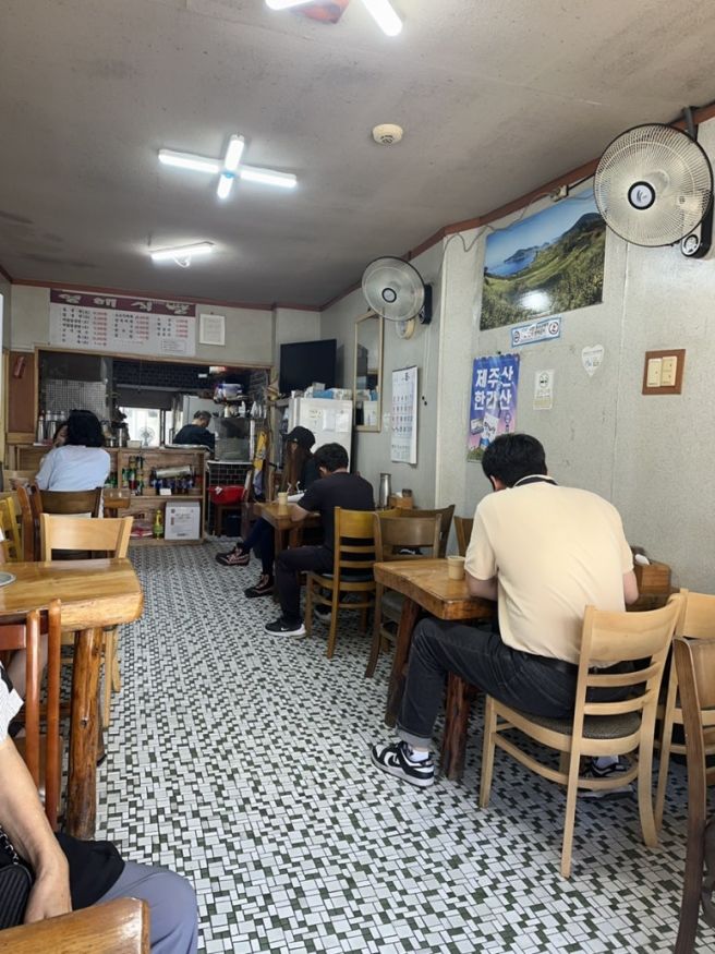 SINCE 1954, 72년 전통의 제주 노포 '영해식당'
